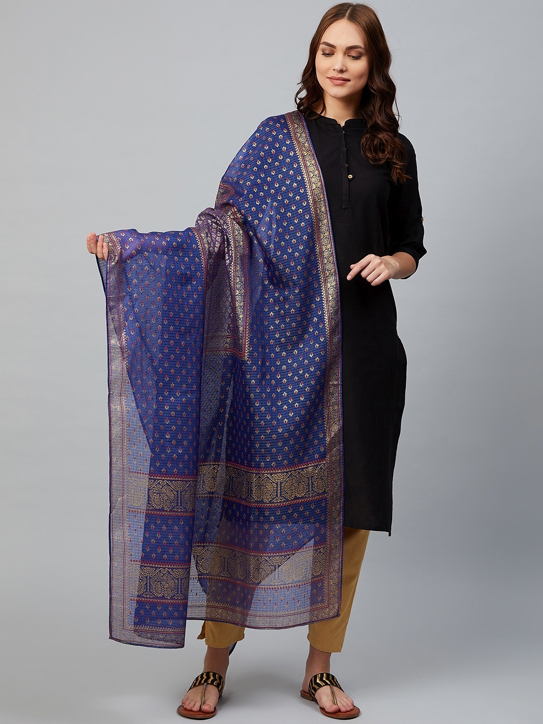 

AURELIA Women Navy Blue & Golden Printed Dupatta