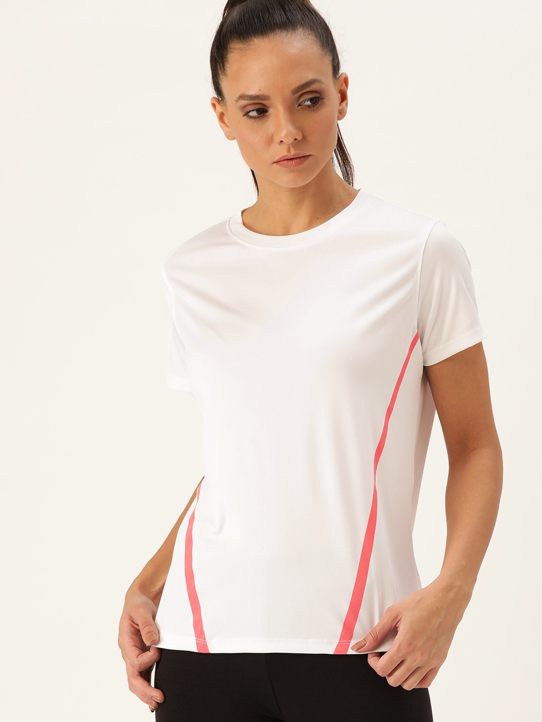 

ether Women White Solid Round Neck T-shirt