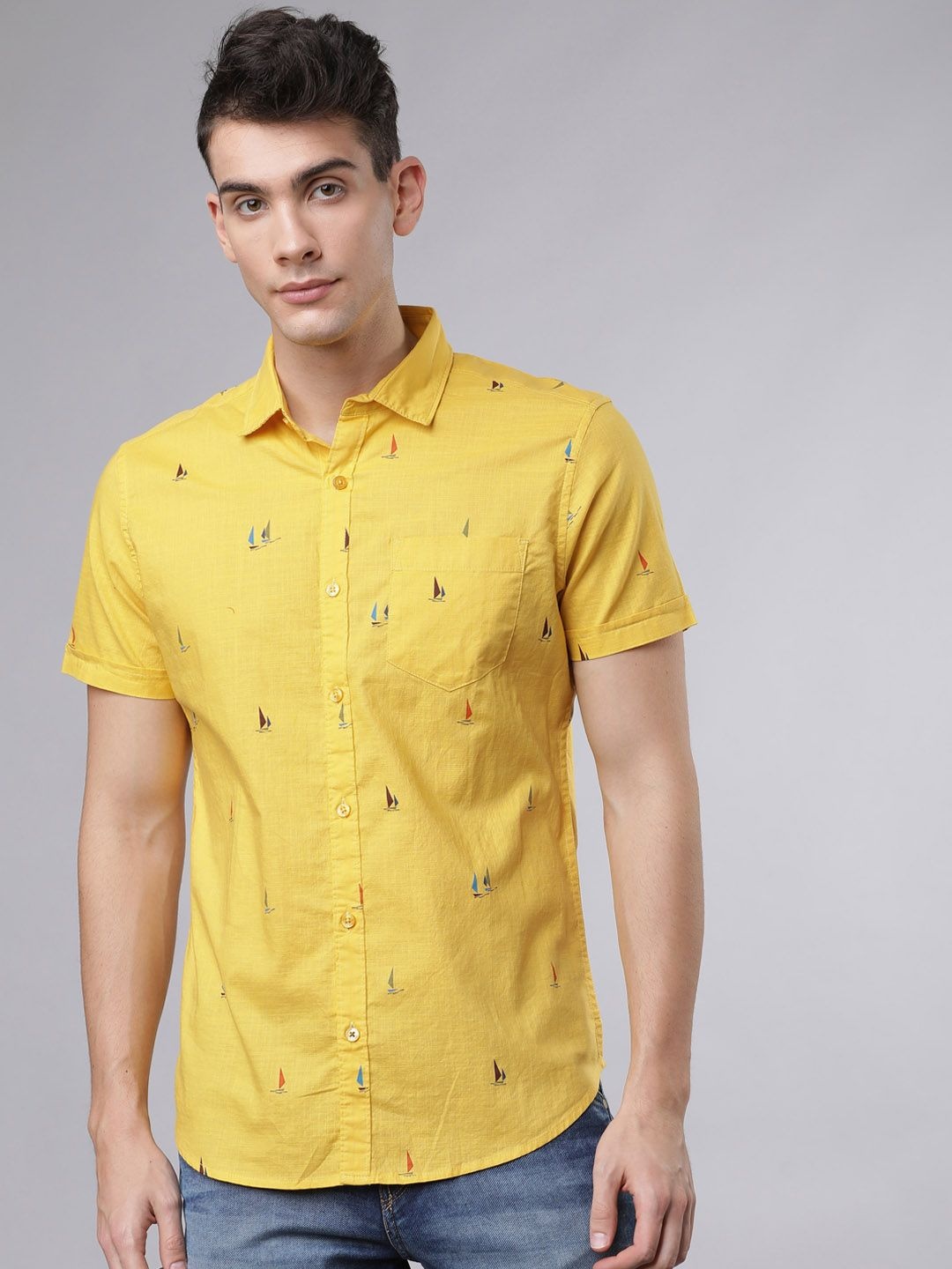 

HIGHLANDER Men Yellow Slim Fit Printed Casual Shirt