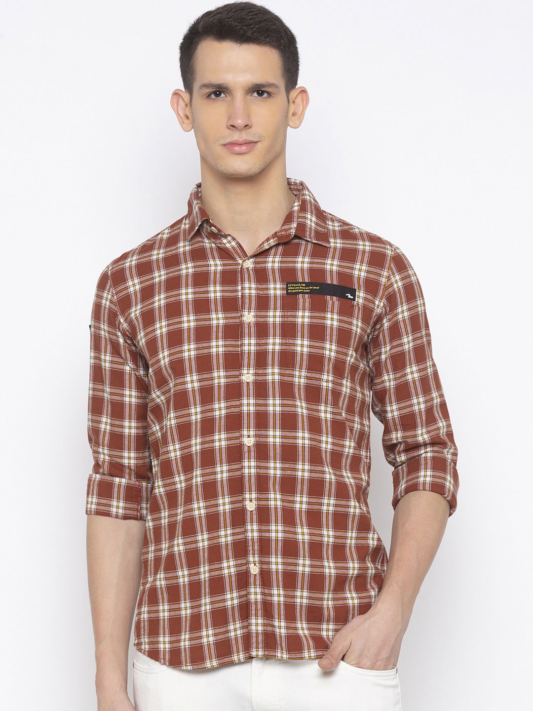 

SPYKAR Men Red & White Slim Fit Checked Casual Shirt