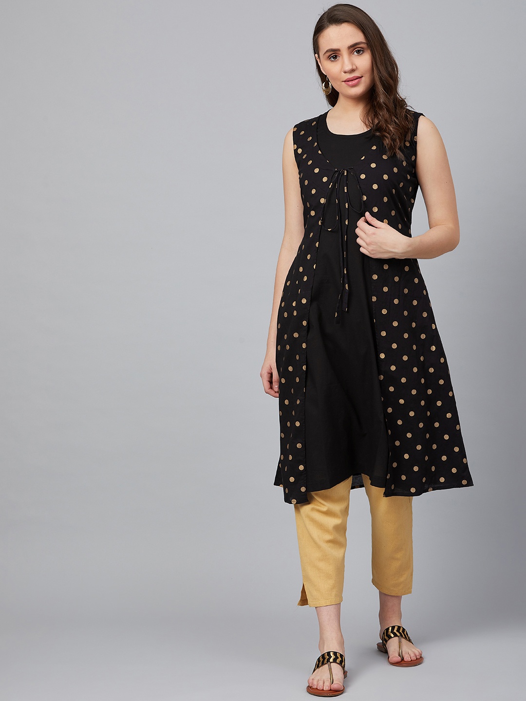 

Wabii Women Black & Golden Printed A-Line Layered Kurta