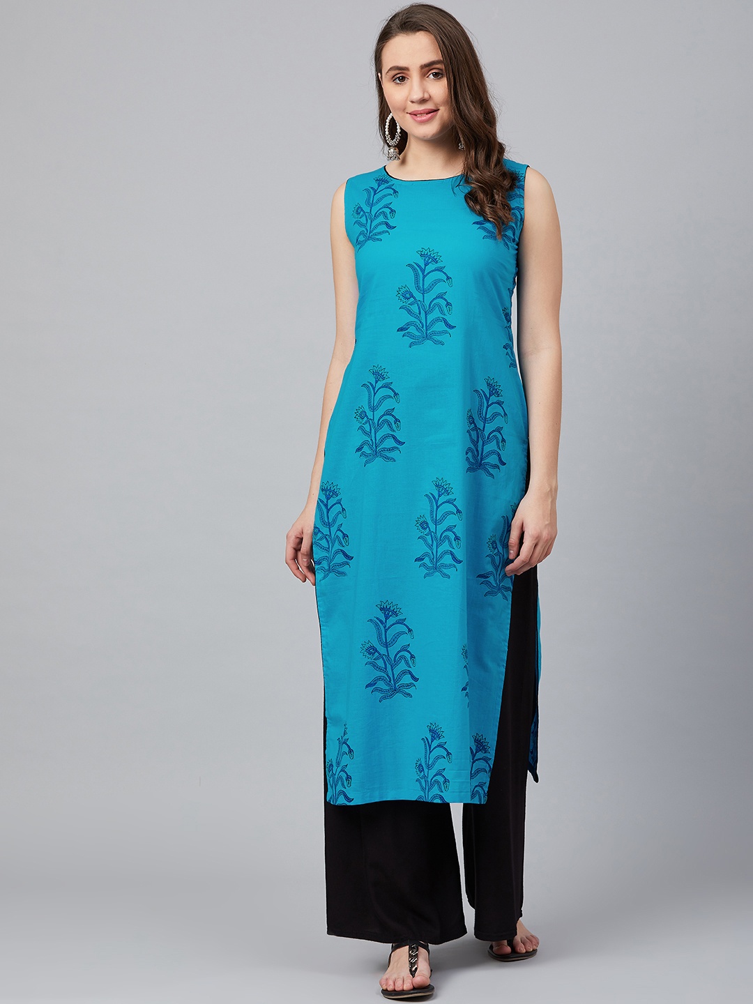 

Wabii Women Blue Printed Straight Kurta