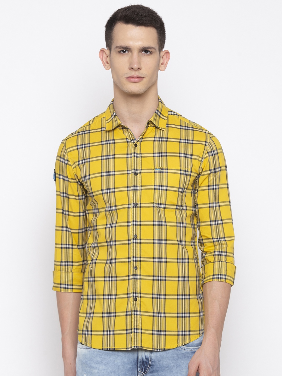 

SPYKAR Men Yellow & Black Slim Fit Checked Casual Shirt