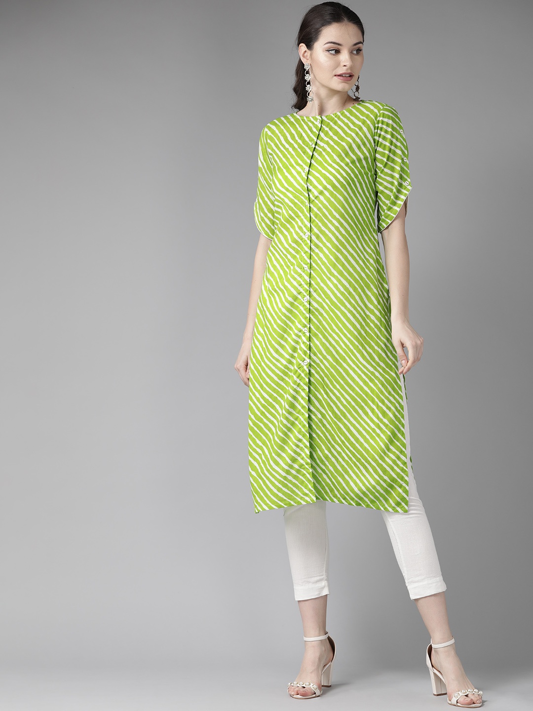 

See Designs Women Green & White Leheriya Print Straight Kurta