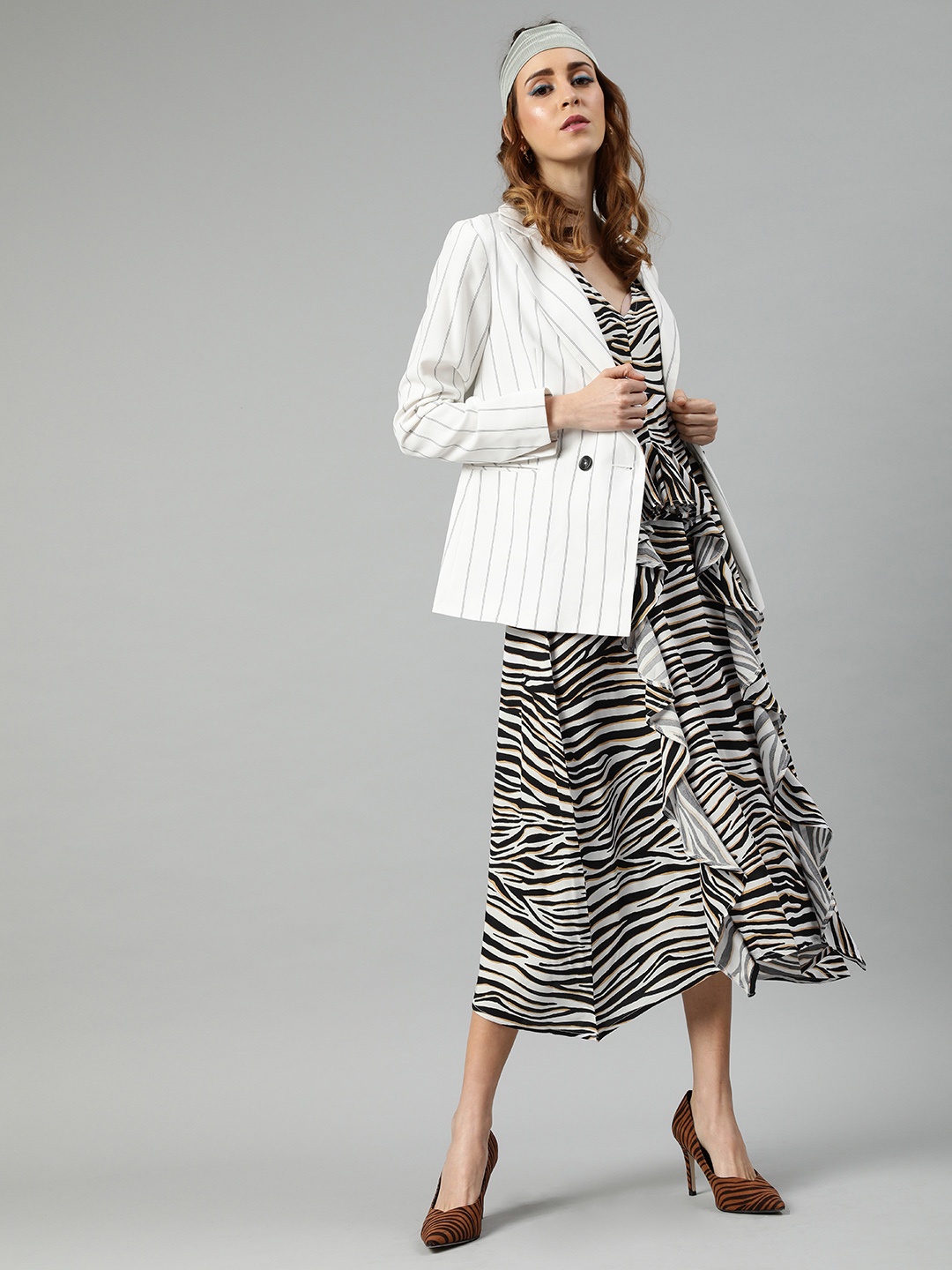 

Sera White & Black Zebra Print Ruffled Midi Dress