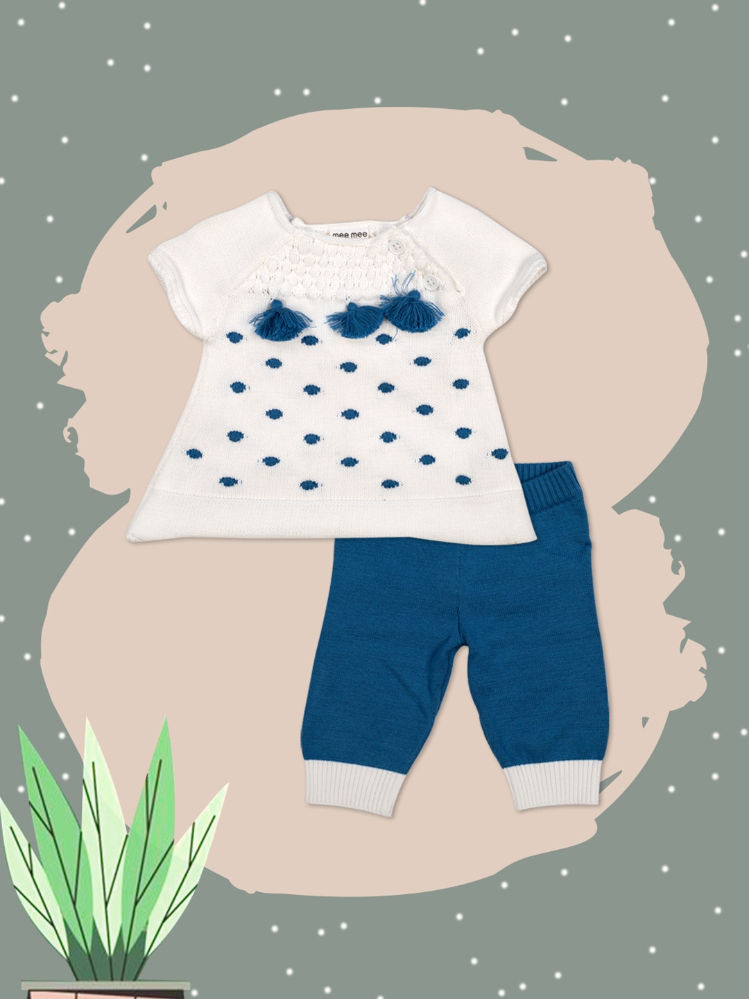 

MeeMee Girls Blue & White Self Design Top with Leggings
