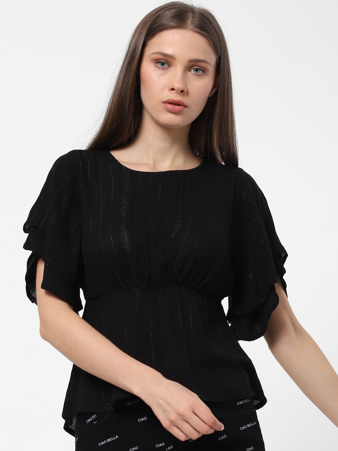 

ONLY Women Black Solid Cinched Waist Top with Flutter Sleeves