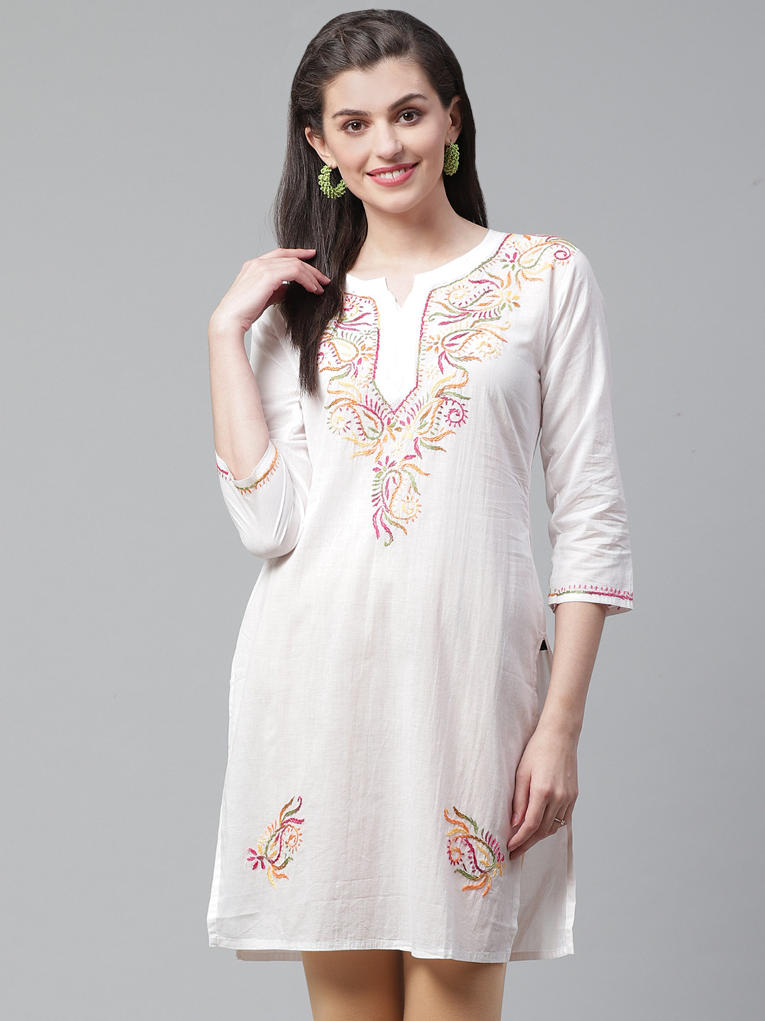 

Saadgi Women White & Beige Chikankari Embroidered Straight Kurta