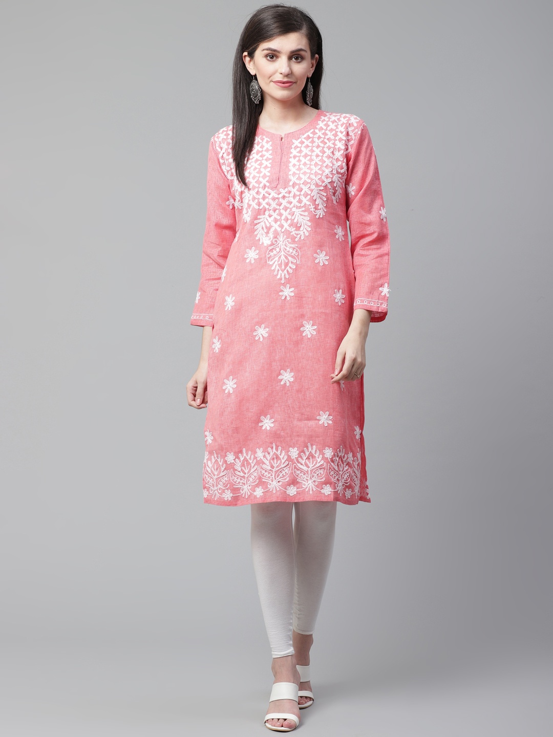 

Saadgi Women Coral Pink & White Chikankari Embroidered Straight Kurta