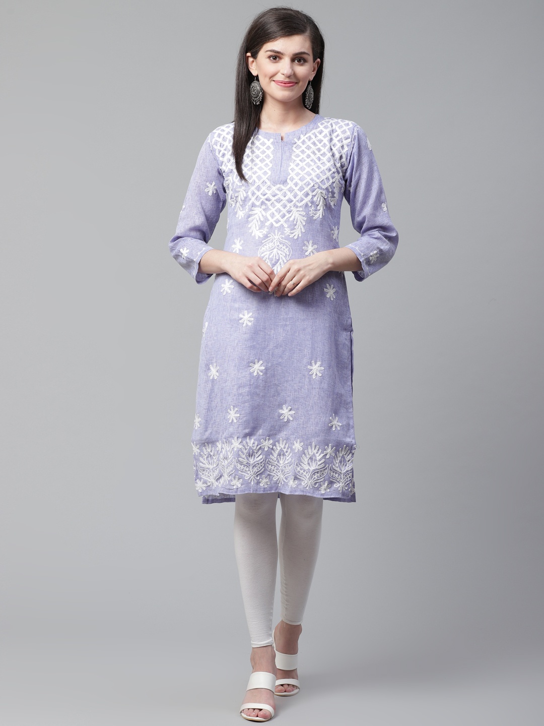 

Saadgi Women Blue & White Chikankari Embroidered Handloom Straight Kurta