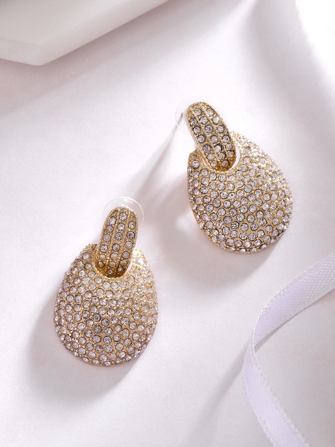 

Forever New Gold-Toned Stone-Studded Oval Drop Earrings