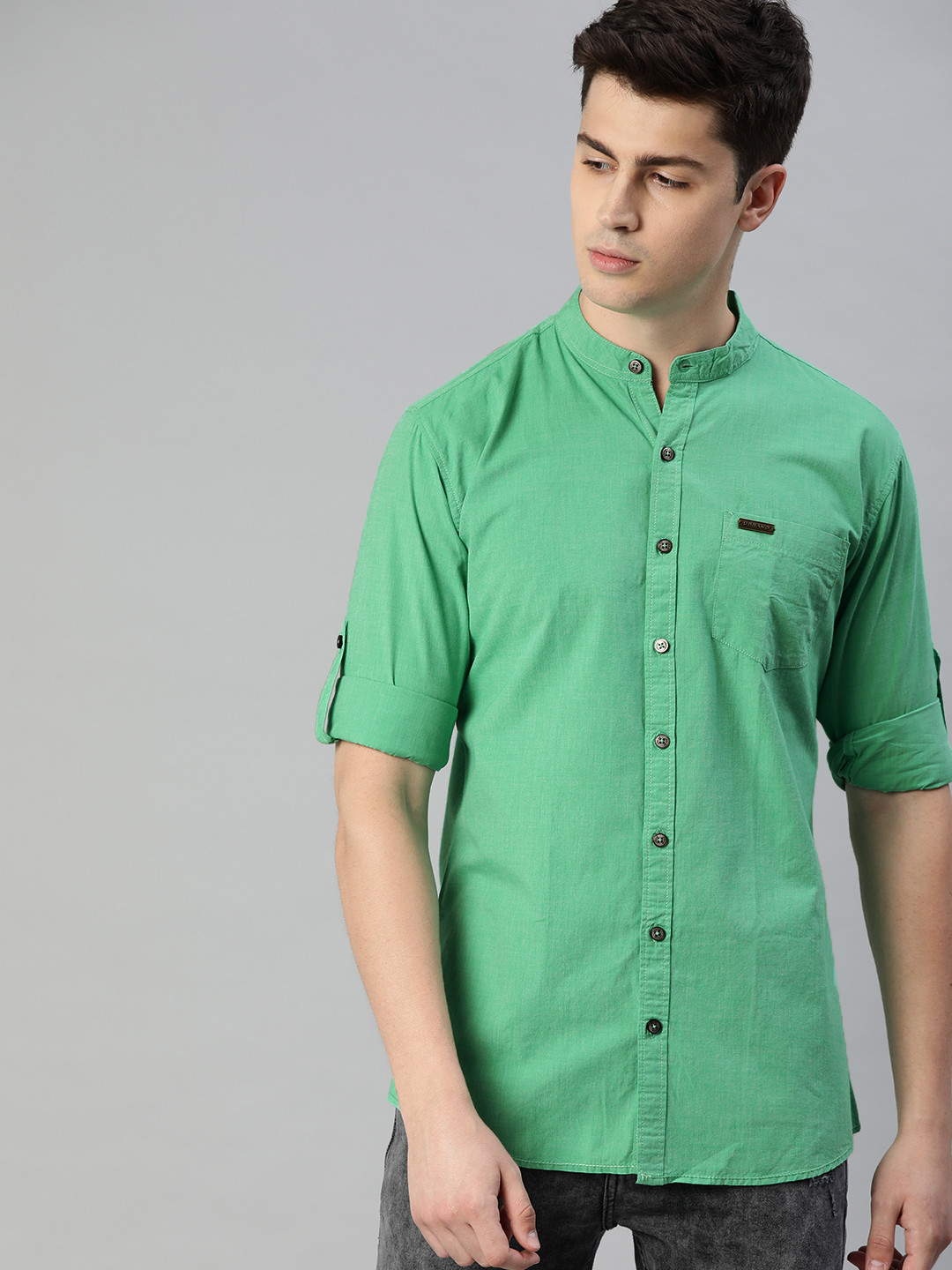 

Urbano Fashion Men Green Slim Fit Solid Casual Shirt