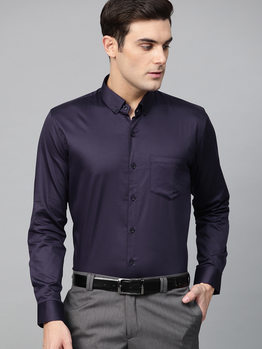 

DENNISON Men Purple Comfort Regular Fit Solid Formal Shirt