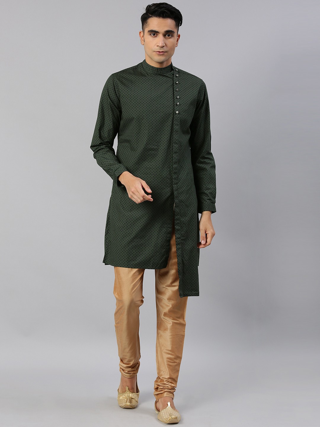 

Freehand Men Green & Navy Blue Solid Asymmetrical Hemline Straight Layered Kurta