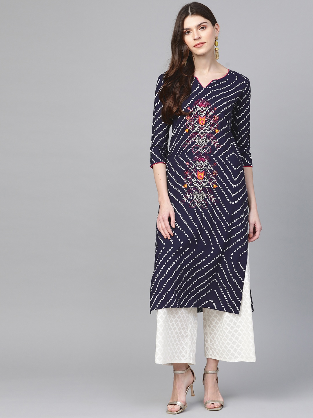 

Anubhutee Women Navy Blue & Off-White Bandhani Print Kurta with Palazzos