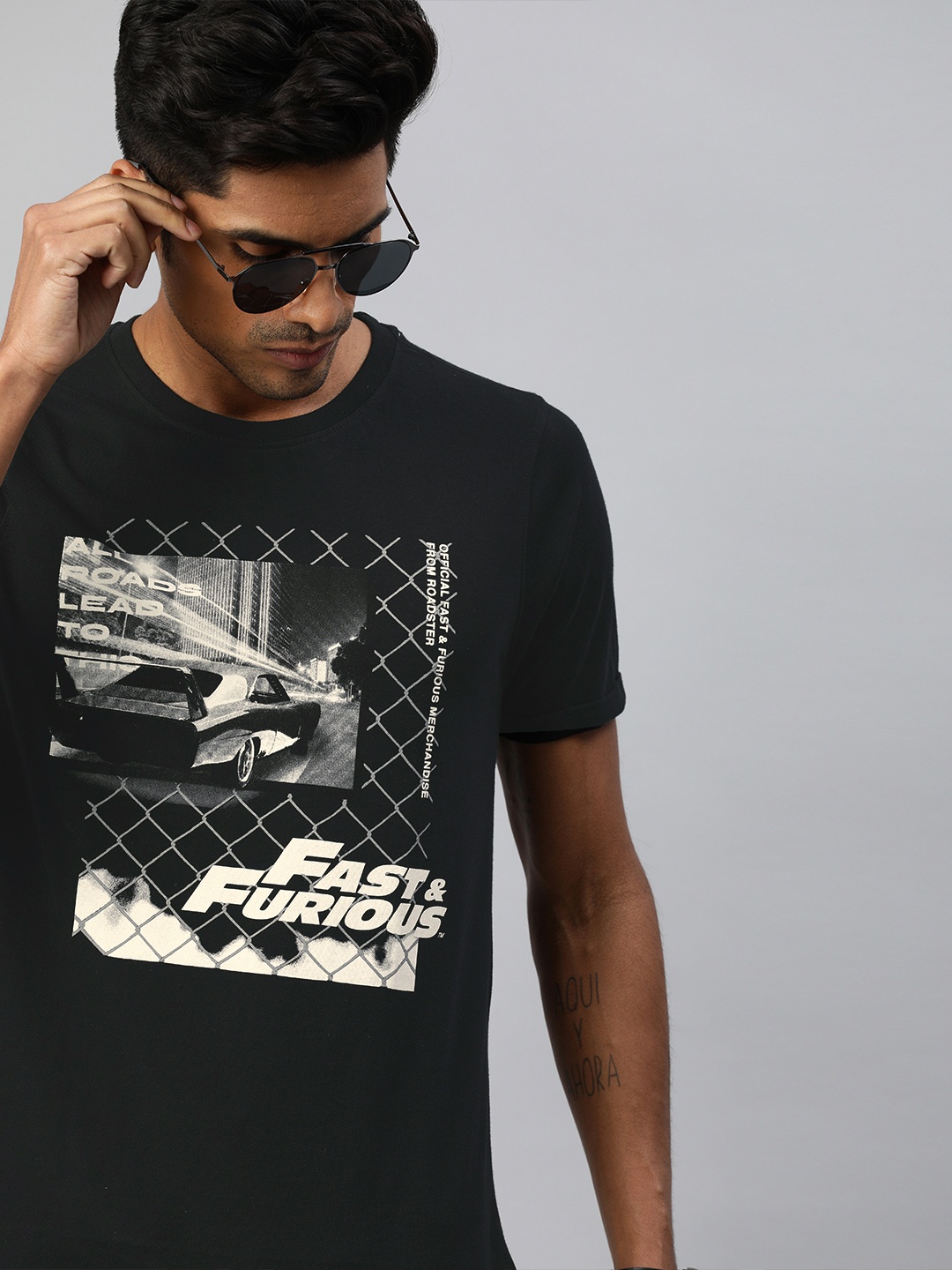 

Roadster Men Black Fast Furious Print Round Neck Pure Cotton T-shirt