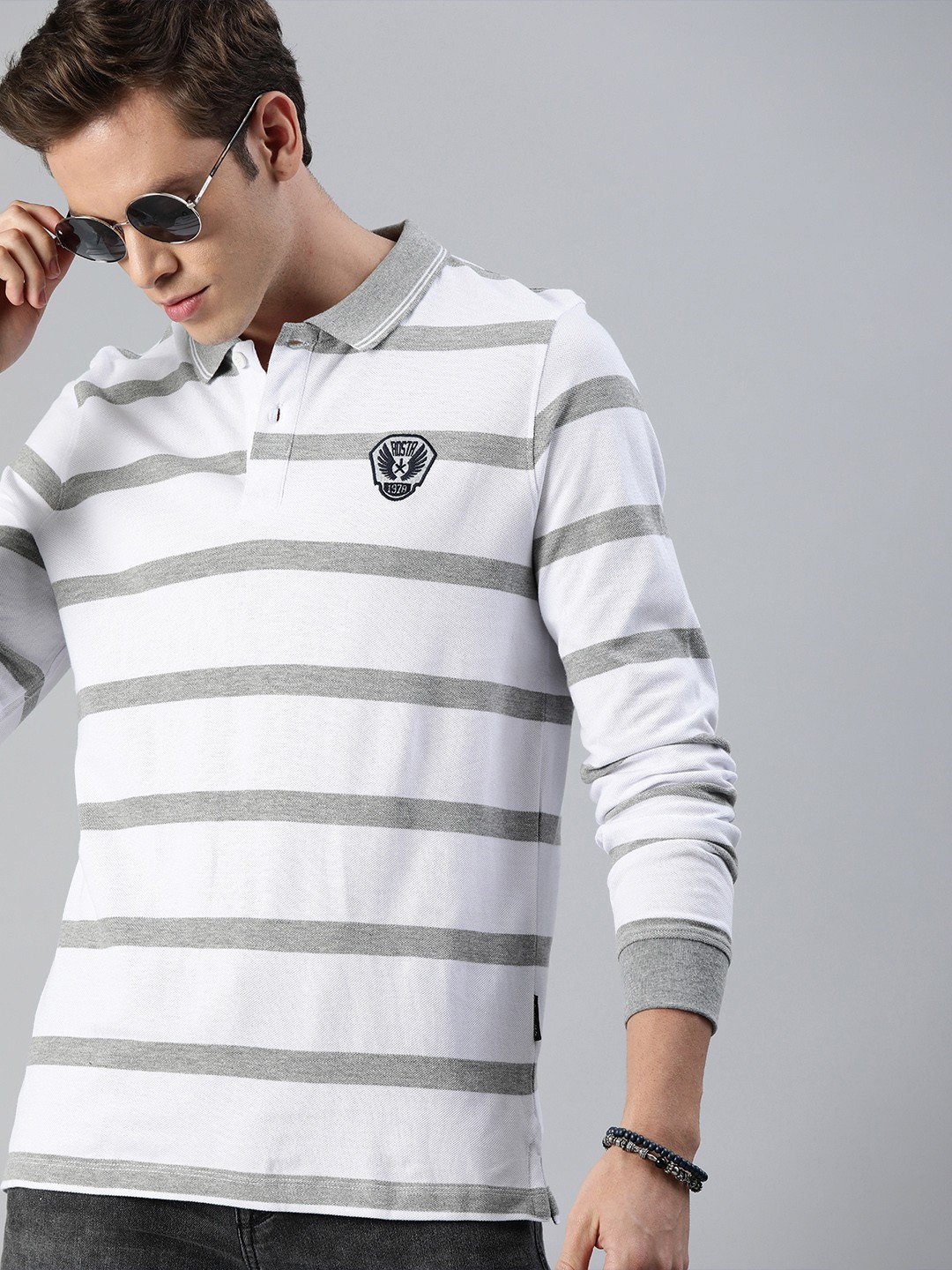 

Roadster Men White & Grey Striped Polo Collar T-shirt