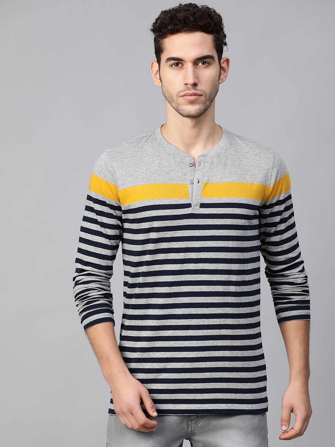 

Roadster Men Grey Melange & Navy Blue Striped Henley Neck T-shirt
