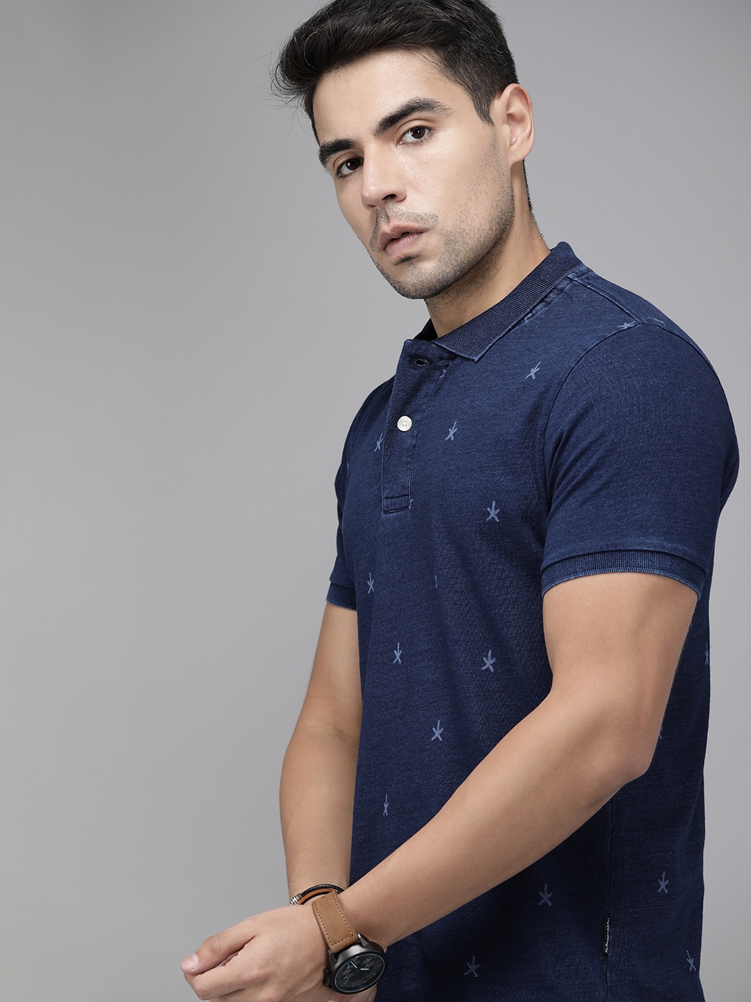 

Roadster Men Indigo Dyed Polo Collar Pure Cotton T-shirt, Navy blue