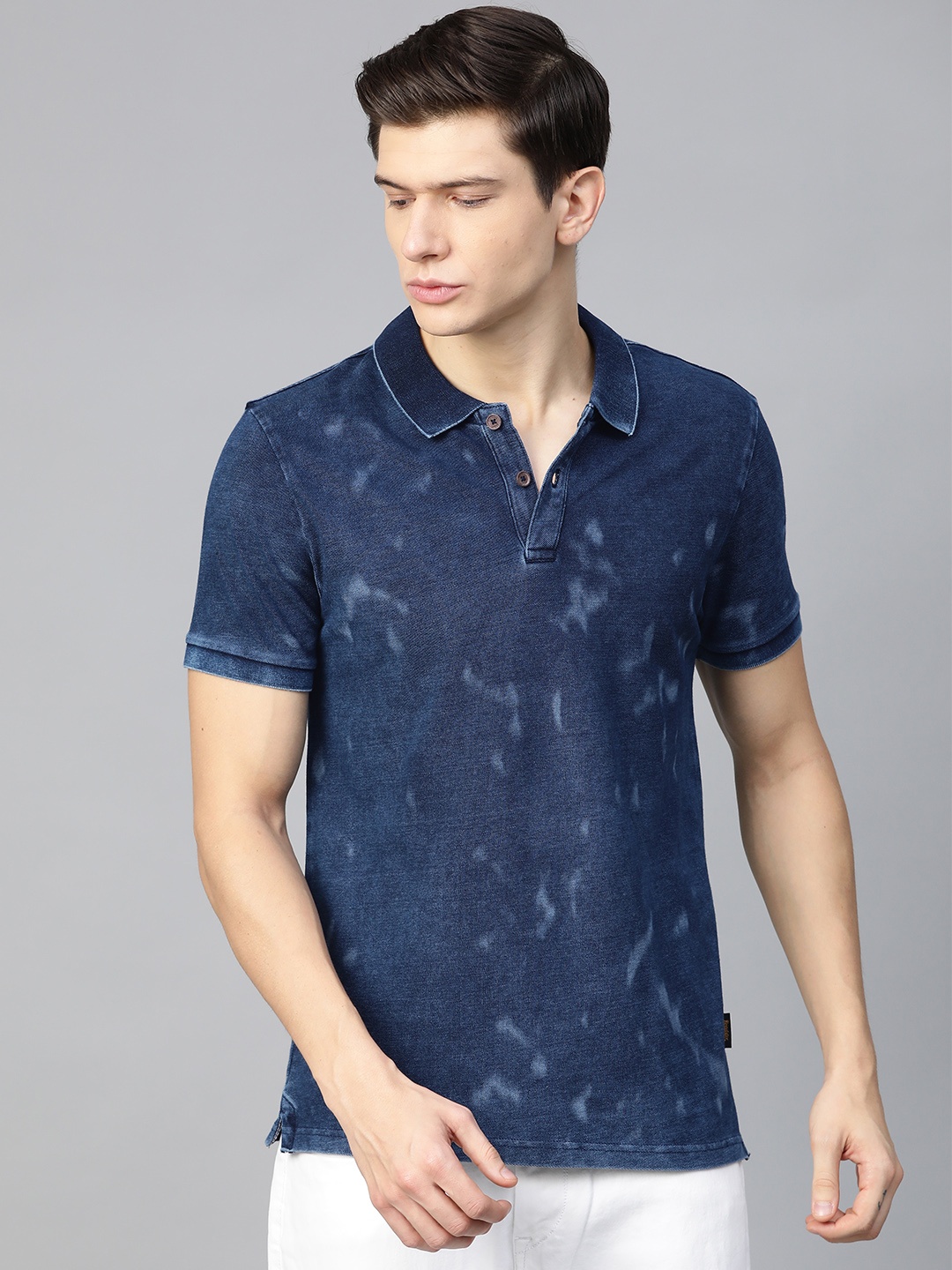 

Roadster Men Indigo Dyed Effect Polo Collar T-shirt, Navy blue