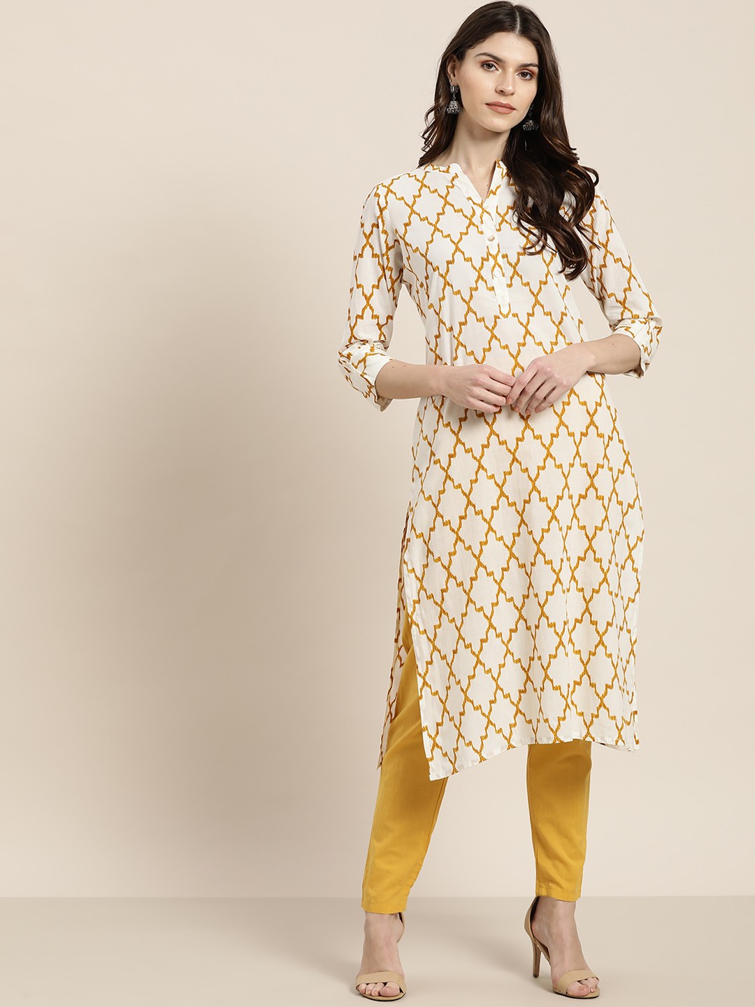 

Sangria Women Off-White & Mustard Yellow Printed Straight Kurta
