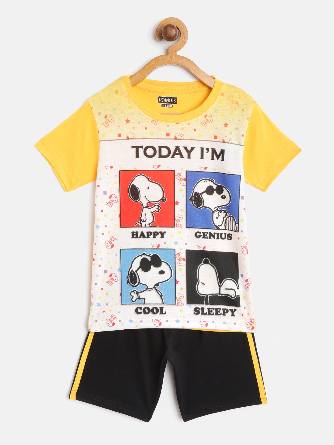 

Eteenz Boys Yellow & Black Printed T-shirt with Shorts