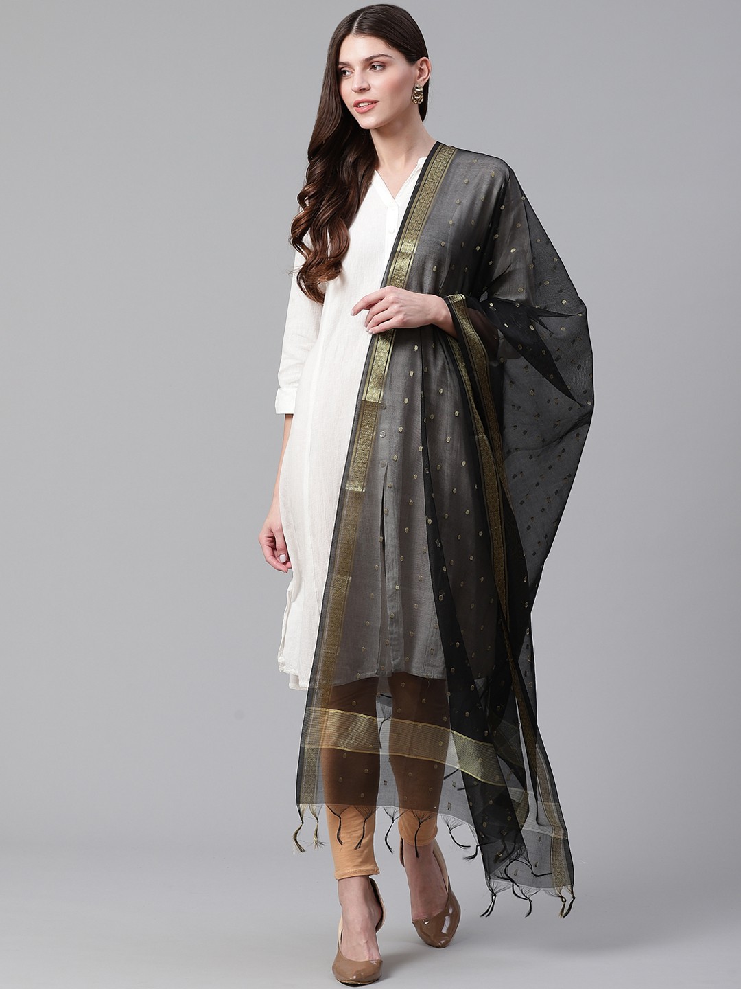 

WEAVERS VILLA Black & Golden Woven Design Dupatta