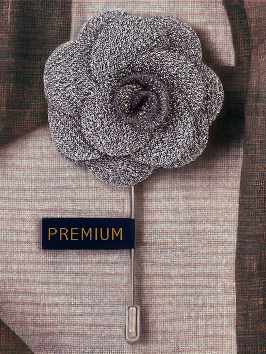 

PELUCHE Unisex Grey Floral Brawny Delicacy Lapel Pin