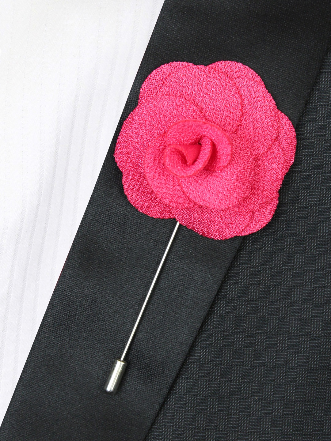 

PELUCHE Unisex Fuchsia Pink Brawny Delicacy Floral Lapel Pin