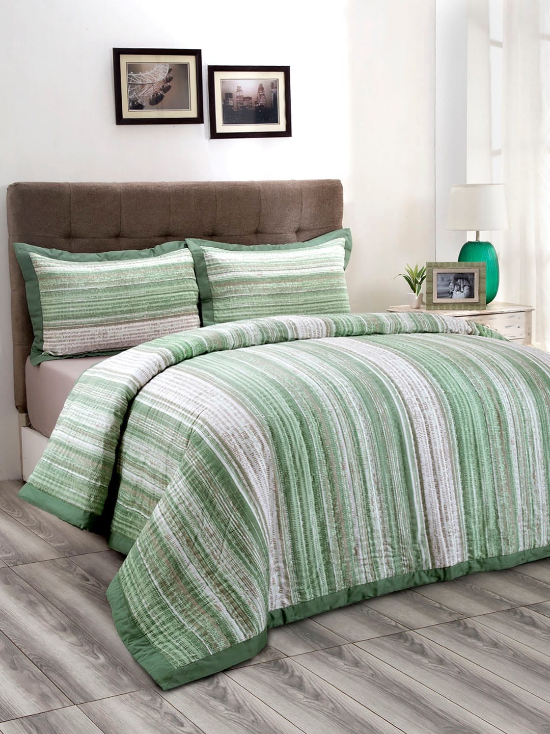 

MASPAR Green & White Striped AC Room 120 GSM Double Bed Quilt