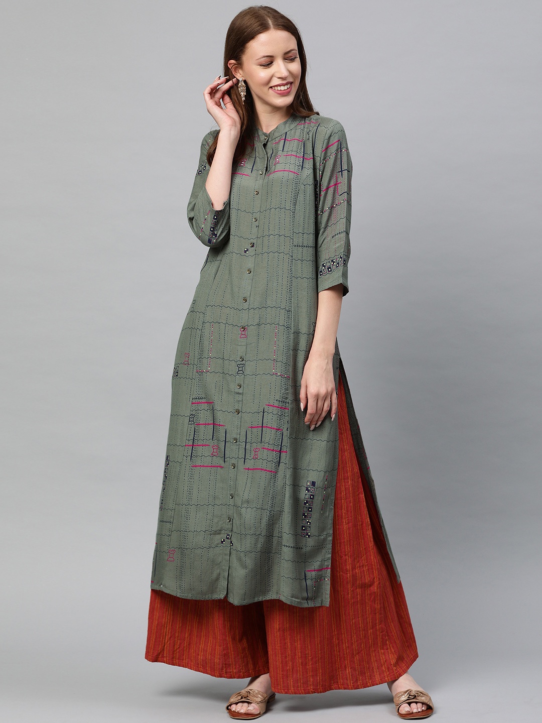 

Neerus Women Grey & Pink Printed Straight Kurta