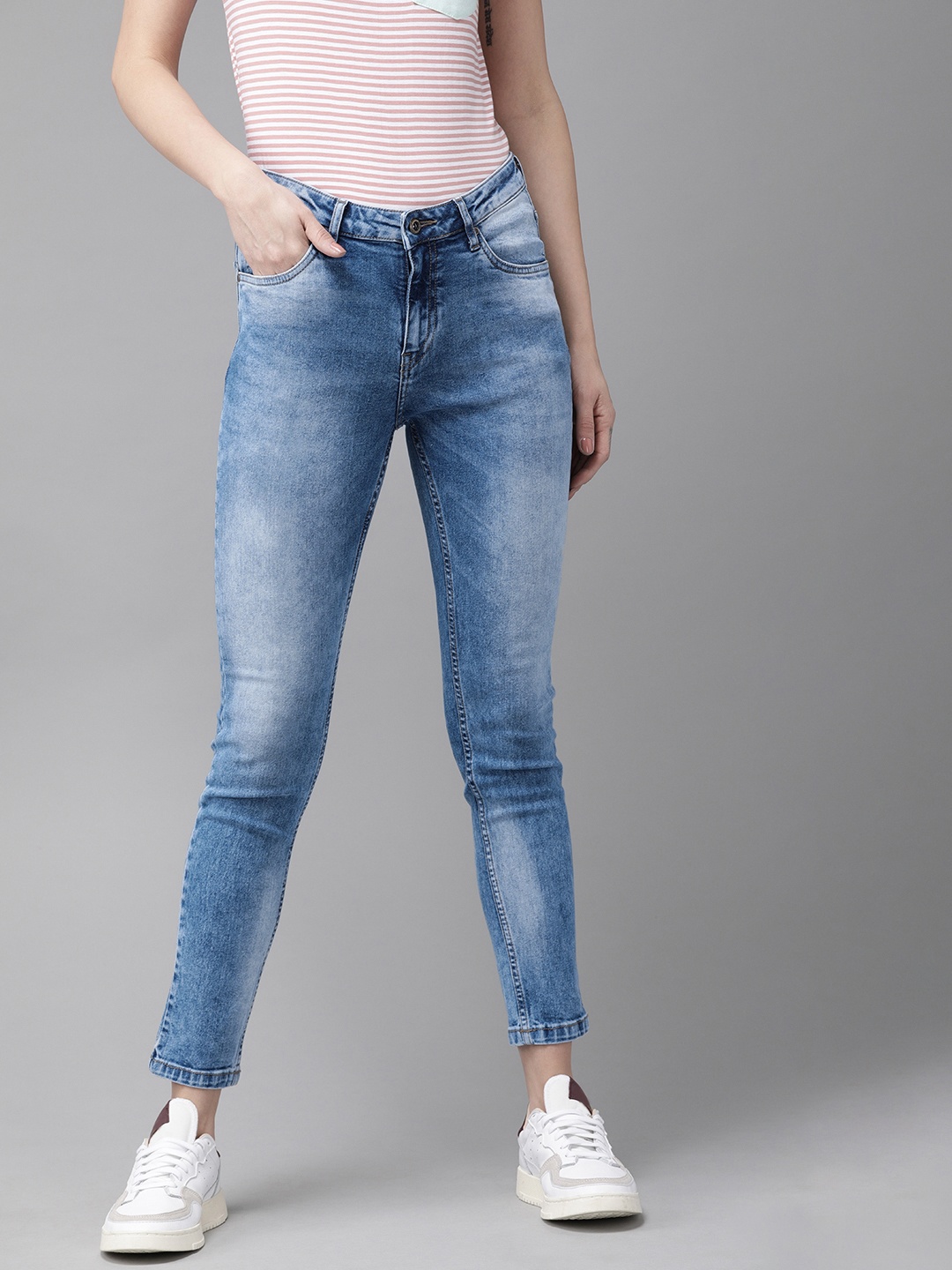 

Roadster Women Blue Skinny Fit Mid-Rise Clean Look Stretchable Jeans