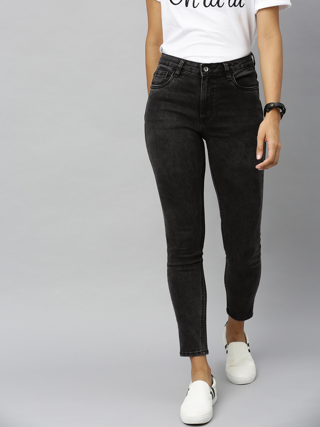 

Roadster Women Black Skinny Fit Mid-Rise Clean Look Stretchable Jeans