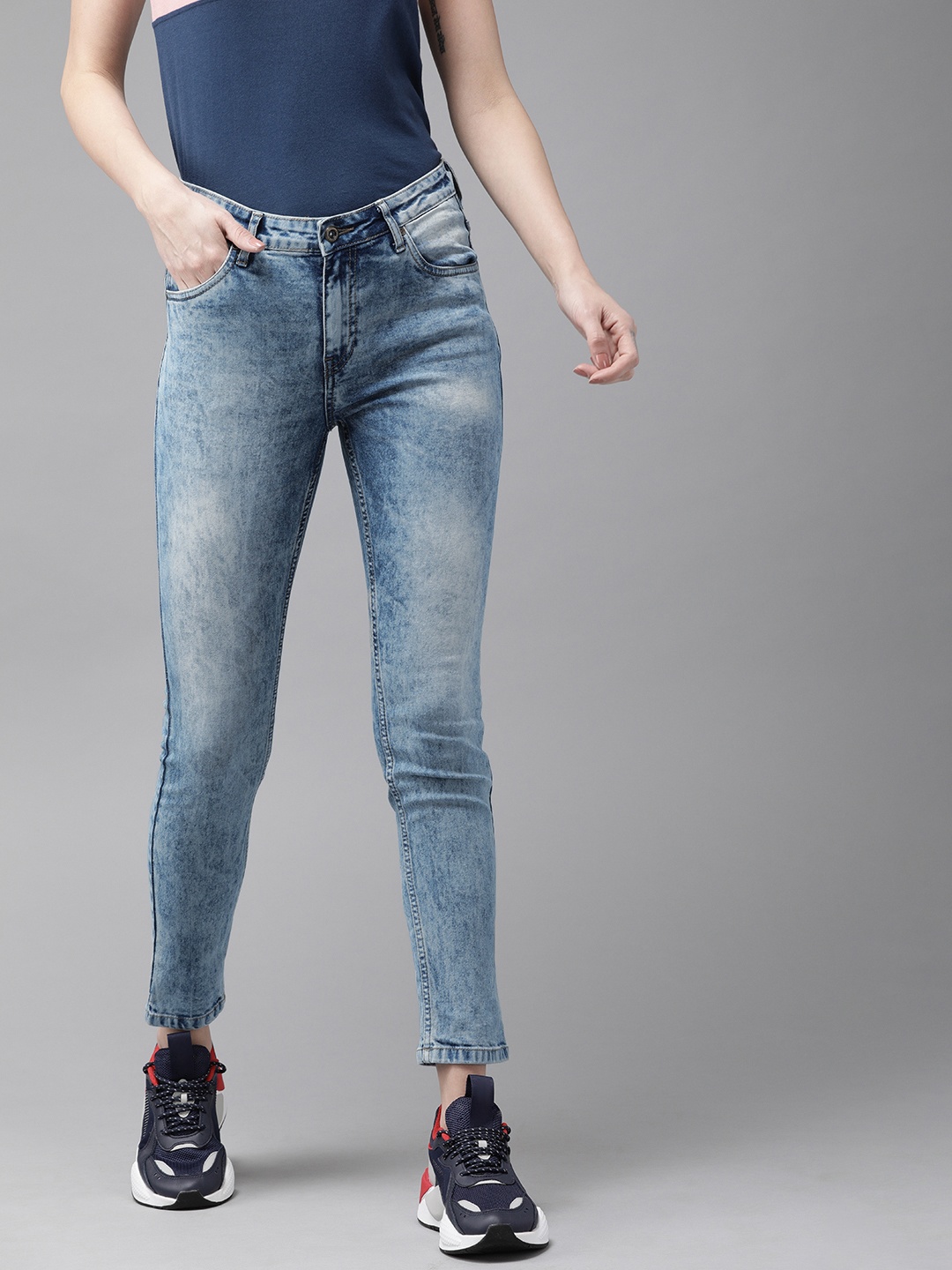 

Roadster Women Blue Skinny Fit Mid-Rise Clean Look Stretchable Jeans