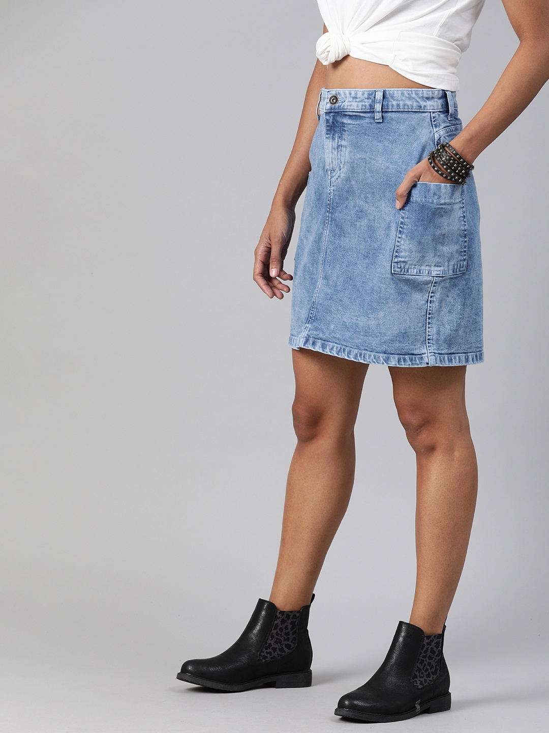 

Roadster Woman's Blue Solid Denim Skirt