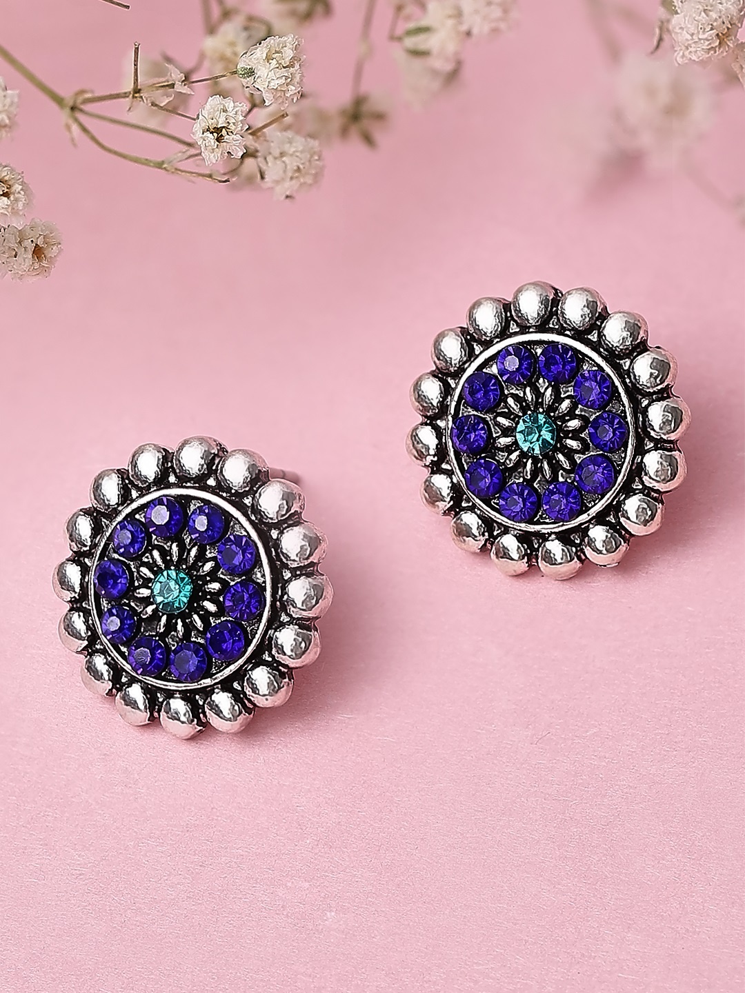 

Rubans Silver-Plated Oxidised Handcrafted Classic Studs