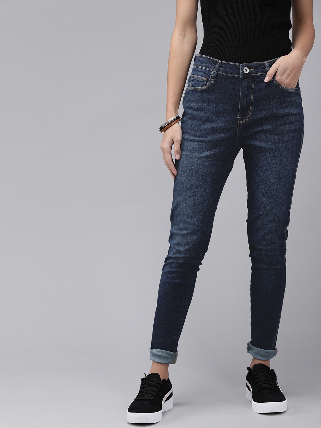 

Roadster Women Blue Super Skinny Fit Mid-Rise Clean Look Stretchable Jeans