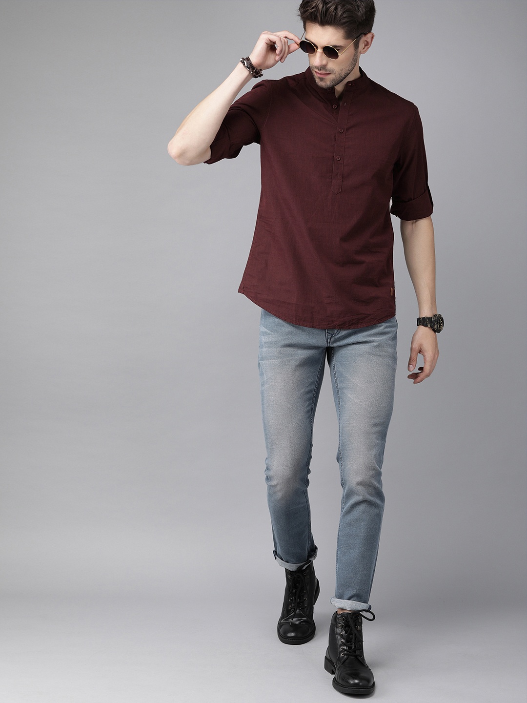 

Roadster Men Maroon Regular Fit Solid Casual Shirt