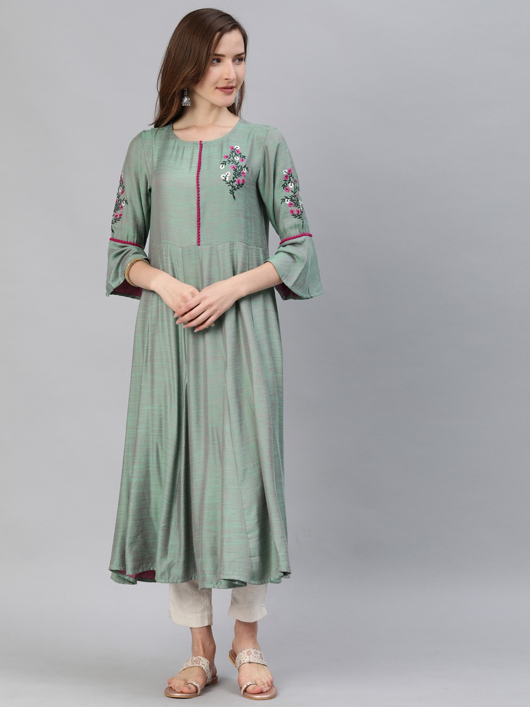 

YASH GALLERY Women Green & Pink Dual Toned Solid A-Line Kurta With Embroidered Detail