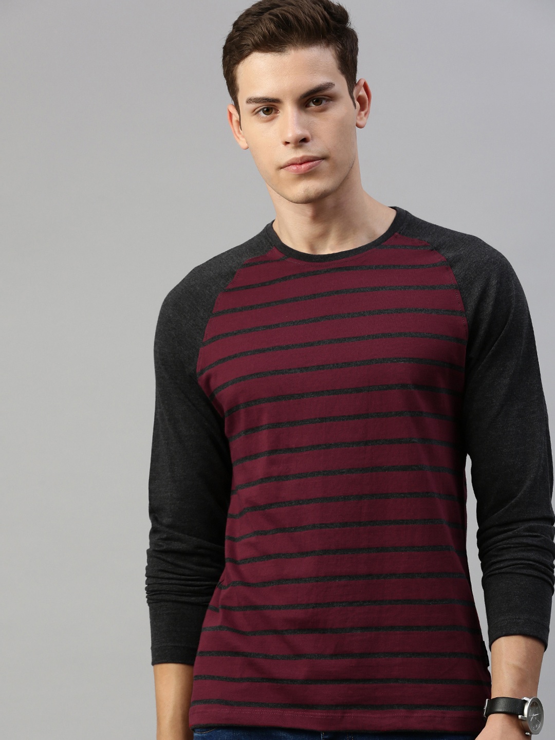 

Roadster Men Maroon & Grey Striped Round Neck T-shirt