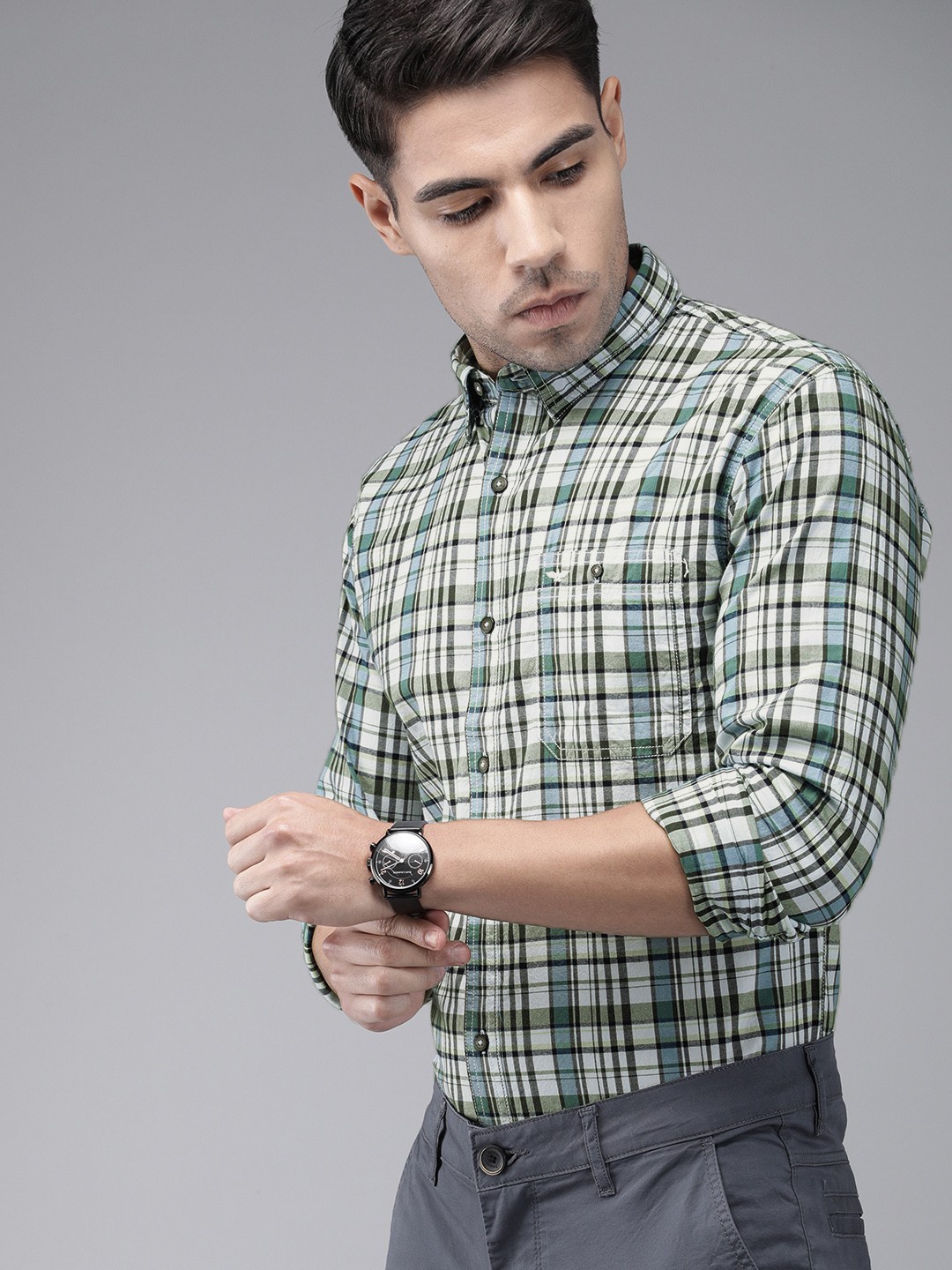 

Park Avenue Men Green & White Slim Fit Checked Smart Casual Shirt