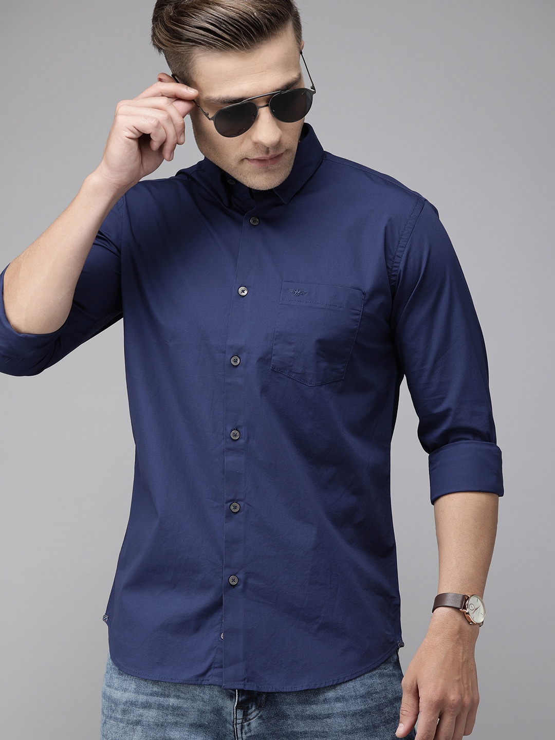 

Park Avenue Men Navy Blue Slim Fit Solid Casual Shirt