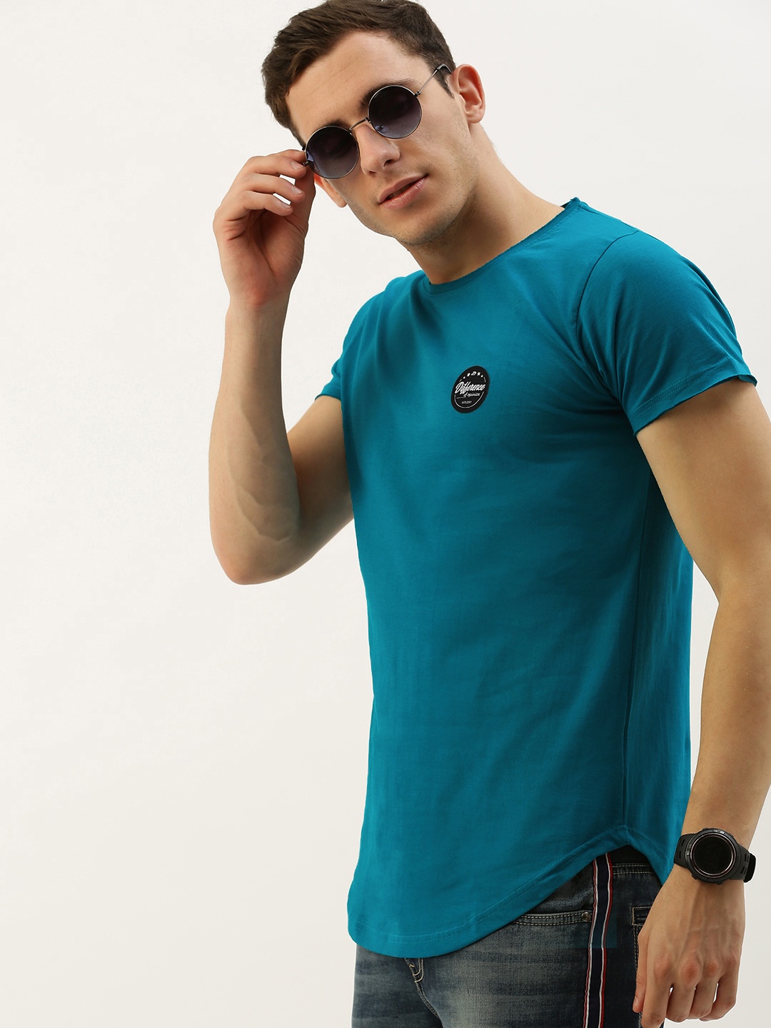 

Difference of Opinion Men Teal Blue Solid Round Neck Pure Cotton T-shirt