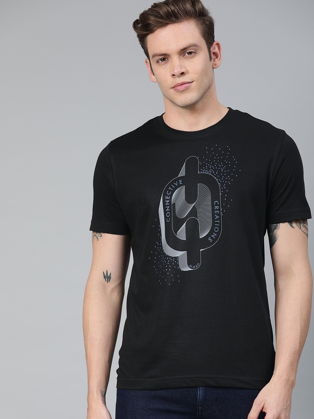 

Huetrap Men Black Printed Round Neck T-shirt