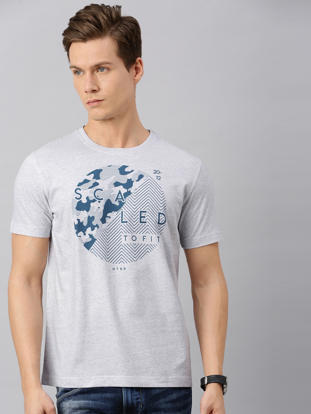 

Huetrap Men Grey Melange Printed Round Neck T-shirt