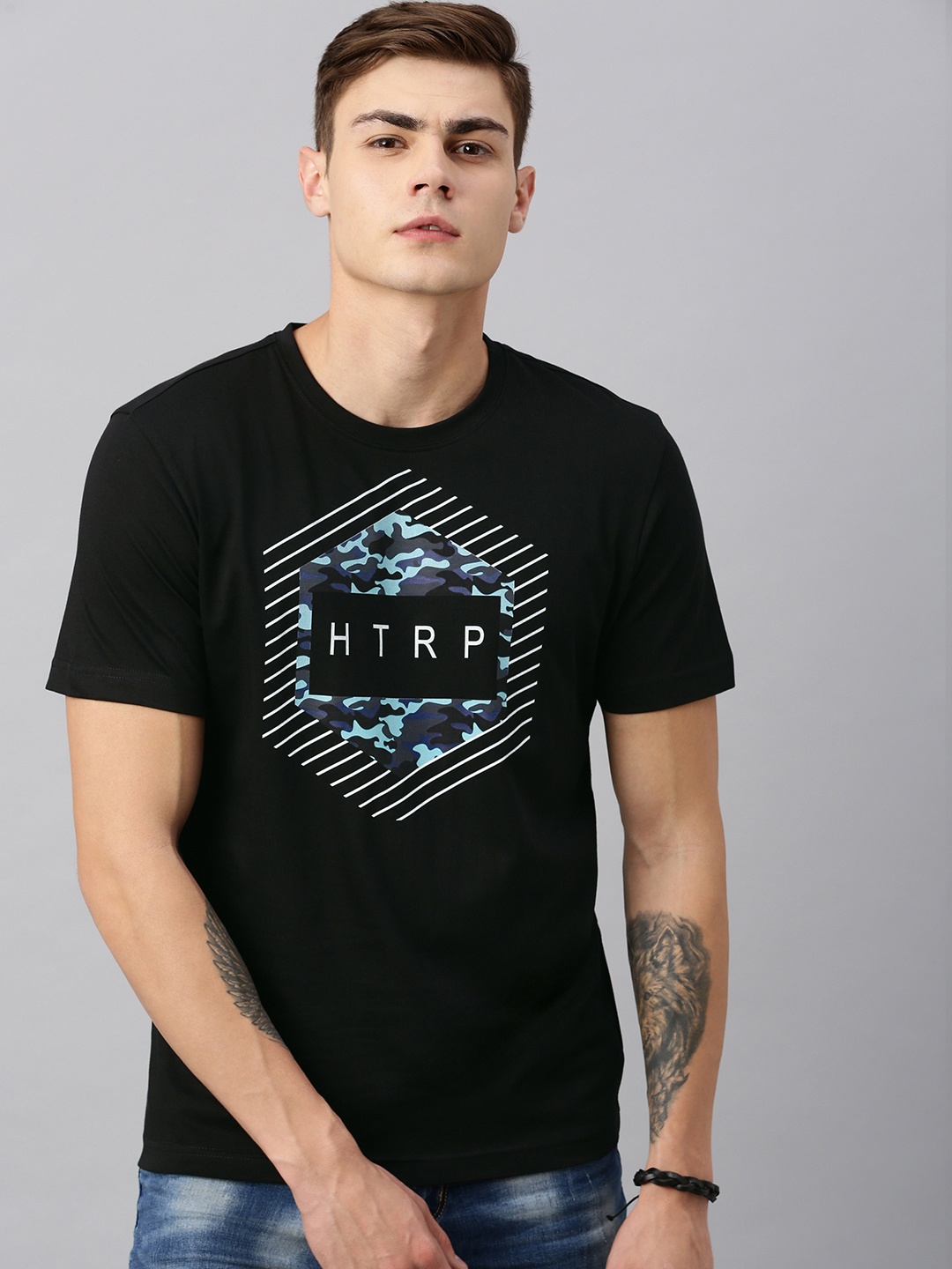 

Huetrap Men Black Printed Round Neck Pure Cotton T-shirt