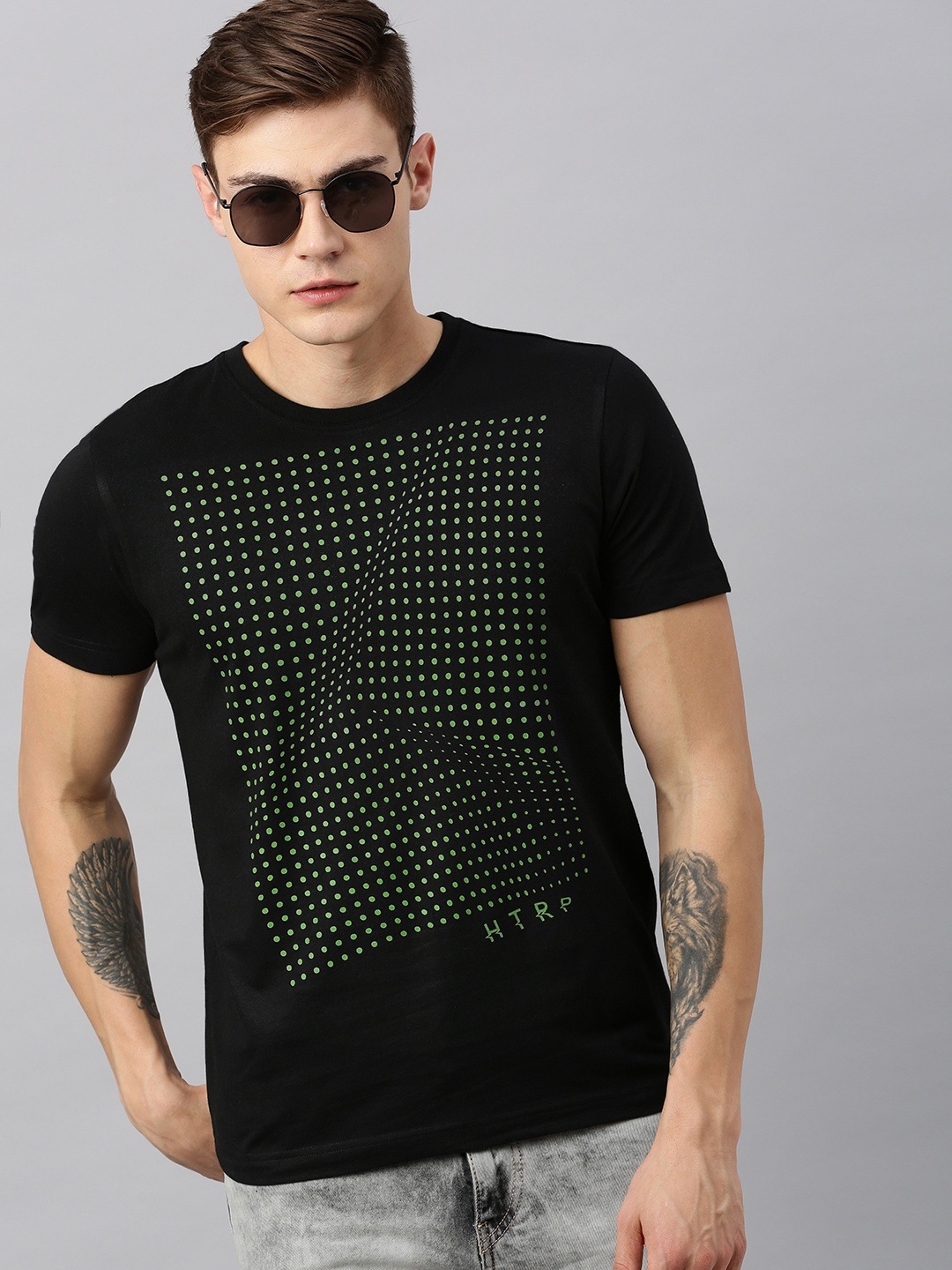 

Huetrap Men Black Printed Round Neck Sustainable T-shirt