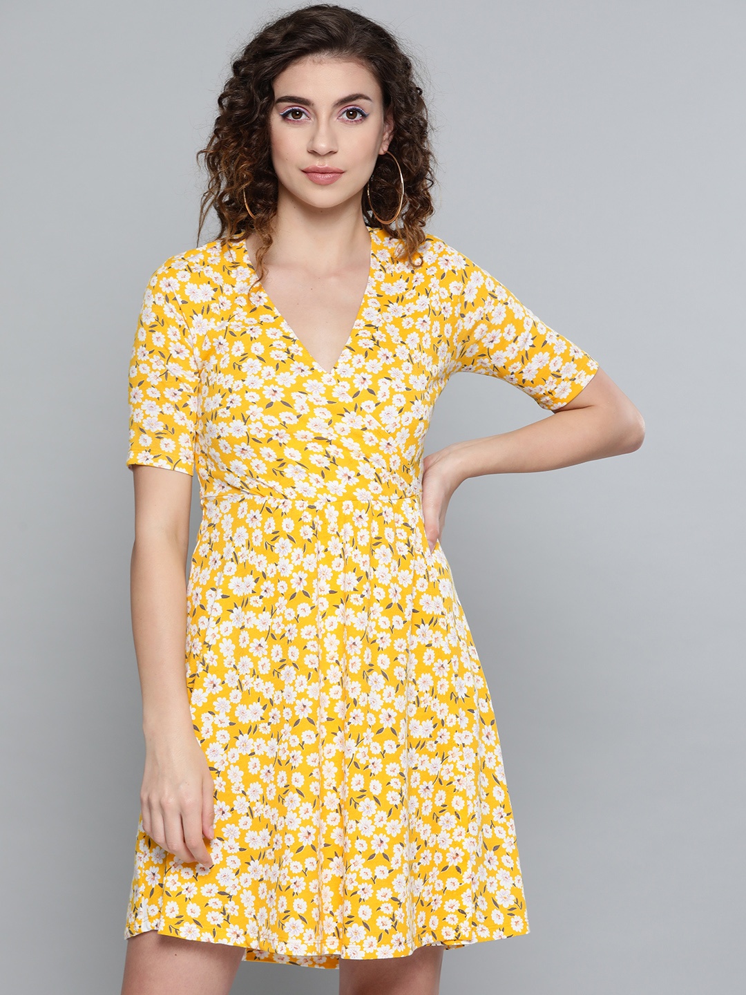 

SASSAFRAS Yellow & Off-White Floral Printed Wrap Dress