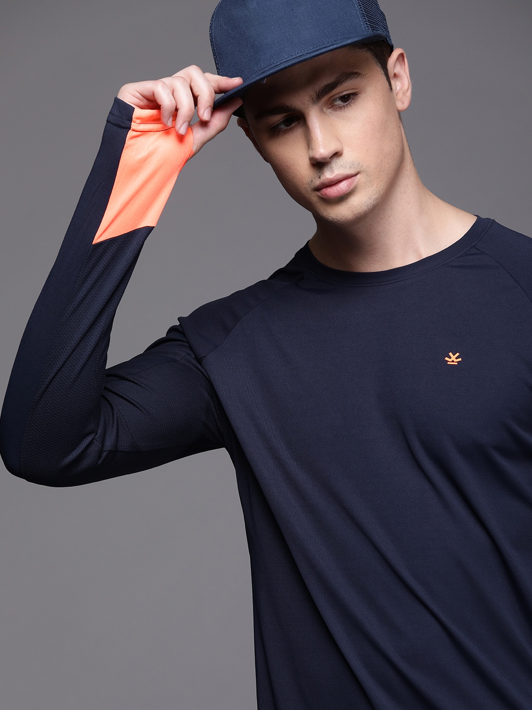 

WROGN ACTIVE Men Navy Blue Solid Sweatshirt