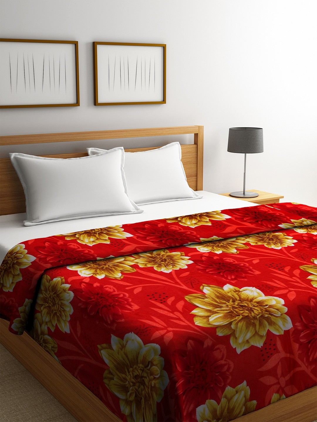 

KLOTTHE Red & Mustard Brown Floral Print AC Room 233 GSM Double Bed Comforter